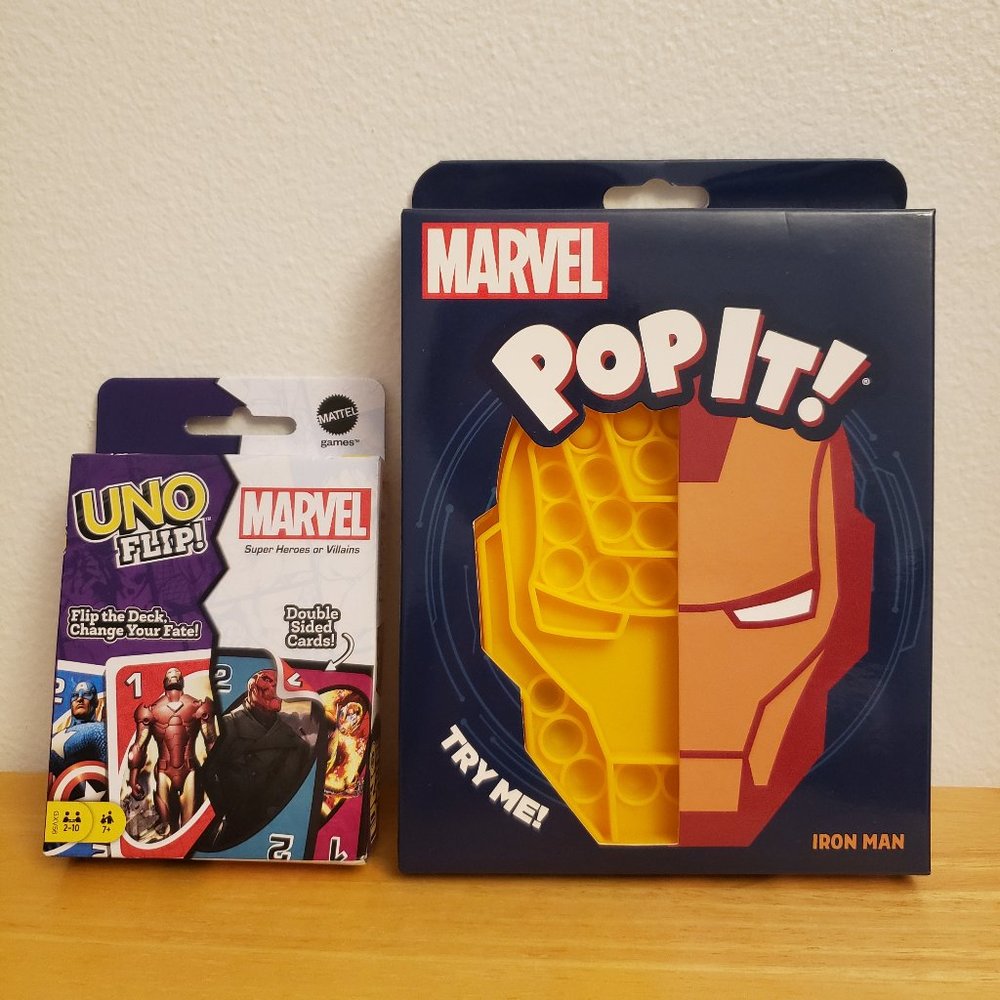 UNO Flip! Marvel Card Game + Iron Man Pop It!